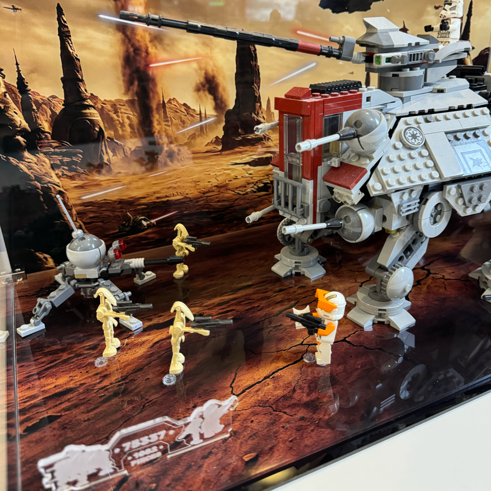 Acrylic Display Case for LEGO® Star Wars AT-TE (75337)